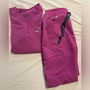 Figs Fuchsia Pink Small Catarina top/XS Petite bottom yola